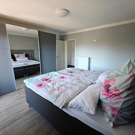 Apartment Kaufering Eksteriør bilde